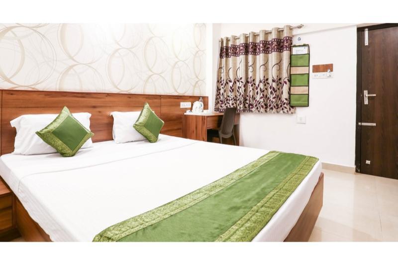 Treebo Pappilon Palace - Pvs Circle Mangalore Eksteriør bilde